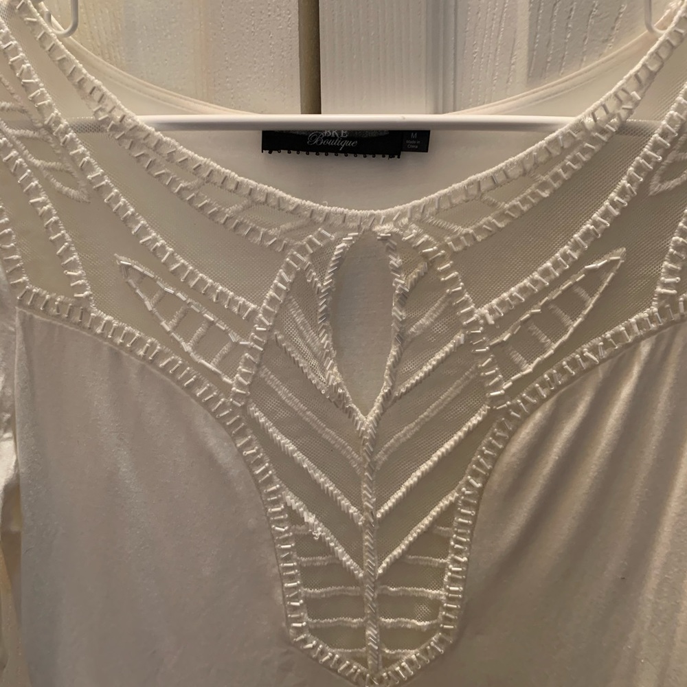 Embellished white BKE Boutique shirt